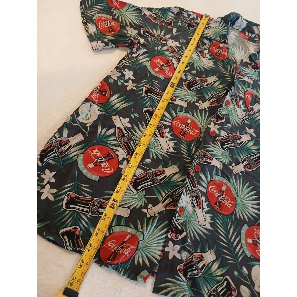COCA COLA Hawaiian Shirt Men's‎ M Multicolor Rayon